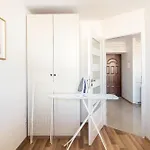 Apartment Aesthetic Located In Centre With Balcony By Renters