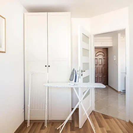 Apartamento Navy Aesthetic With Balcony By Renters