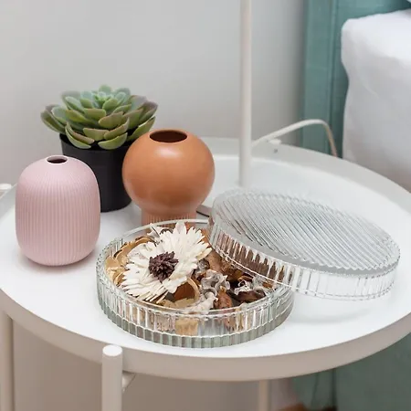 Aesthetic Apartment Located In Centre With Balcony By Noclegi Renters