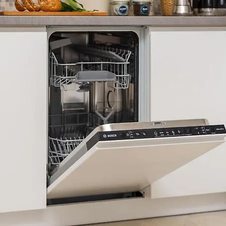 Aesthetic Apartment Located In Centre With Balcony By Noclegi Renters Apartment