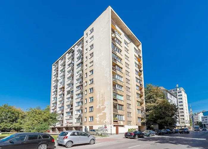 Aesthetic Located In Centre With Balcony By Renters Lejlighed